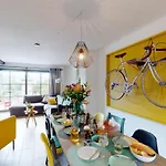 Bauwerd12 Lo-ghis Vakantiewoning בית נופש