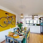 Bauwerd12 Lo-ghis Vakantiewoning בית נופש